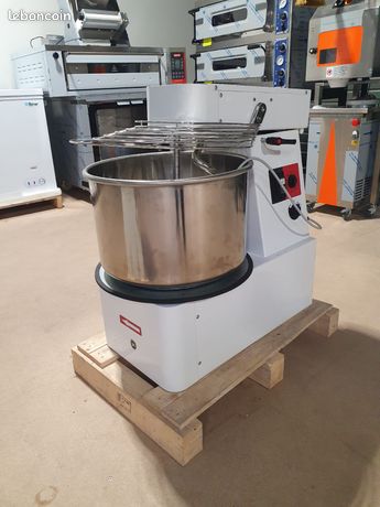 Pétrin à spirale avec tête basculante et cuve amovible