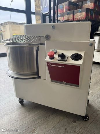 Pétrin à spirale – Tête relevable, 2 vitesses, timer