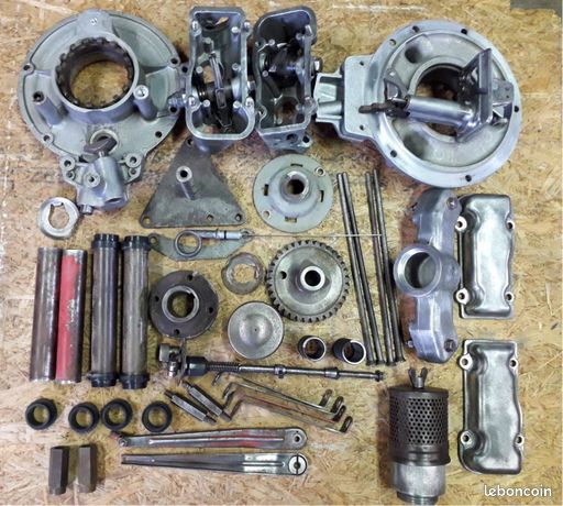 Pièces divers Moteur Bernard W 112