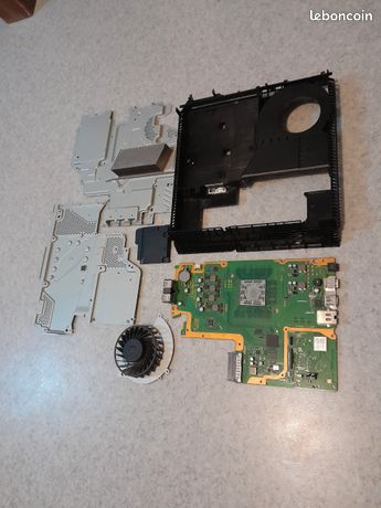 Pièces ps4 fat