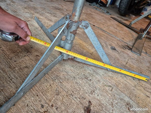 Pied de parasol pour marché