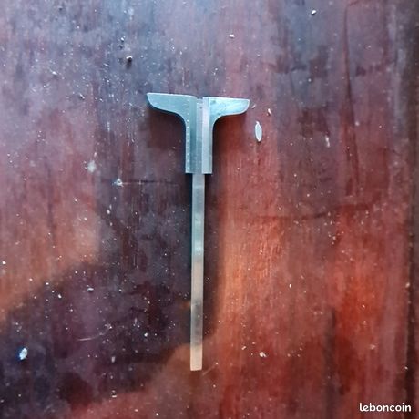 Pied de profondeur / jauge de profondeur