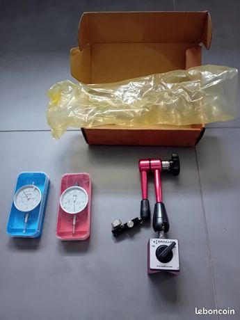 Pieds magnétique articulé + 2 comparateurs