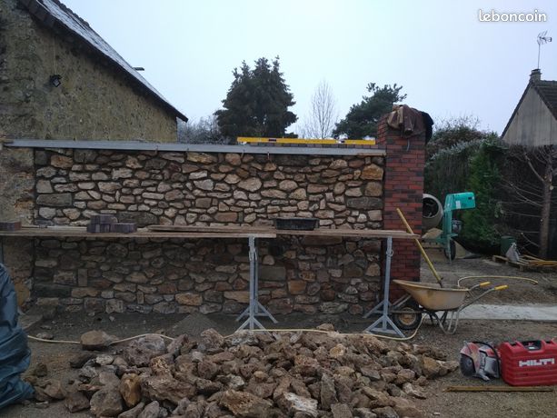 Pierres meulières de construction