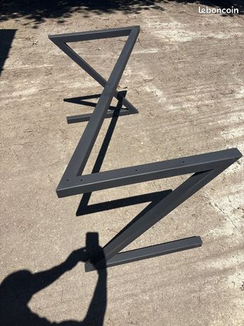 Piètement table métal
