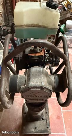 Pilonneuse thermique