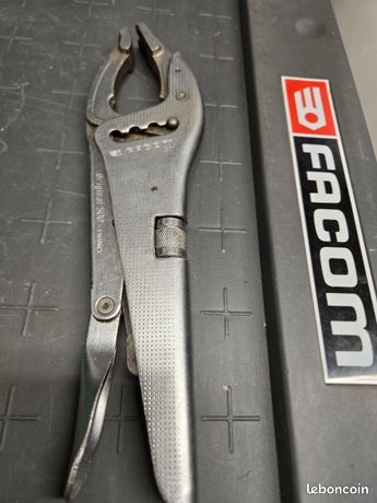 Pince etaux 501 facom