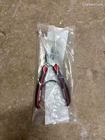 Pince universelle facom neuf