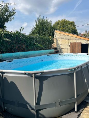 Piscine + pompe + stérilisateur +pompe à chaleur