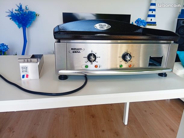 Plancha roller grill