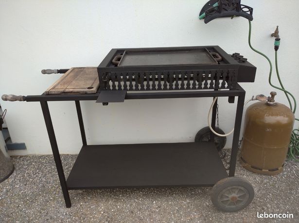 Plancha à gaz 3 feux sur chariot