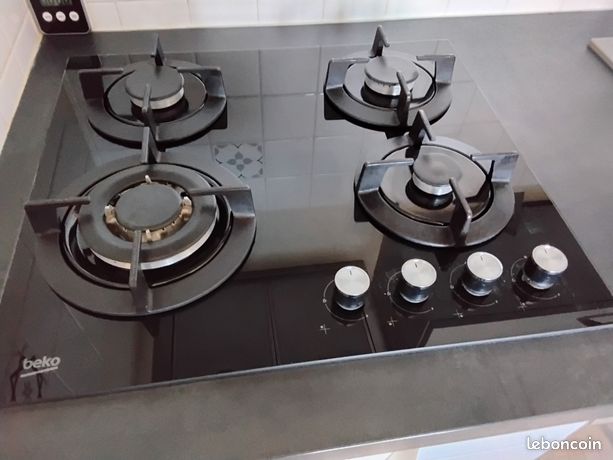 Plaque 4 feux gaz de ville BEKO