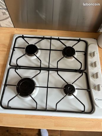 Plaque à gaz 4 feux Candy