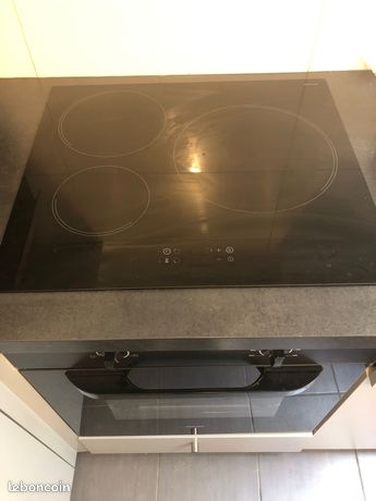 Plaque cuisson induction encastrée - excellent état