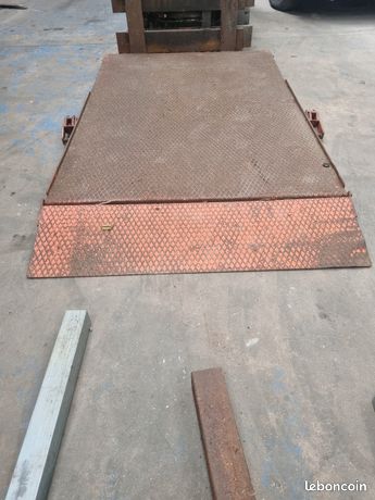 Plaque de chargement