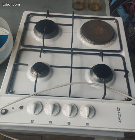 Plaque de cuisson 3 feux et 1 électrique