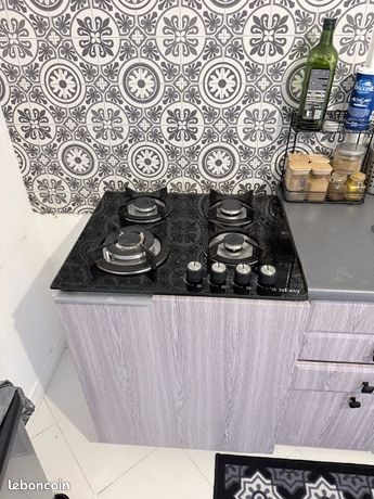 Plaque de cuisson 4 feux gaz + meuble en bas