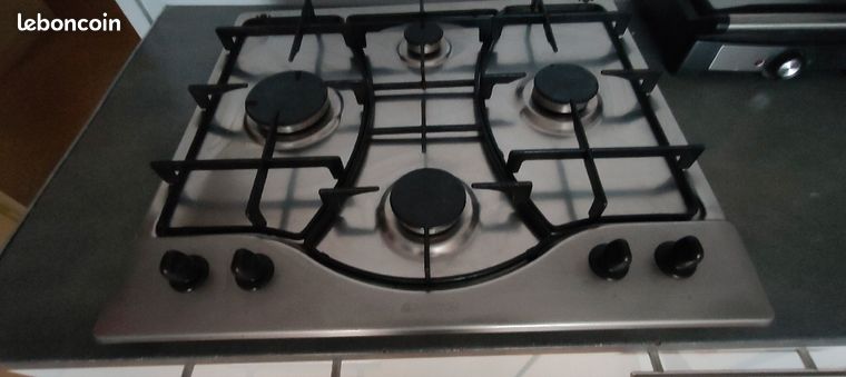 Plaque de cuisson ariston