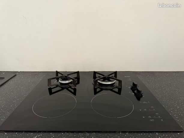 Plaque de cuisson Sauter STI963B, mixte gaz + électrique