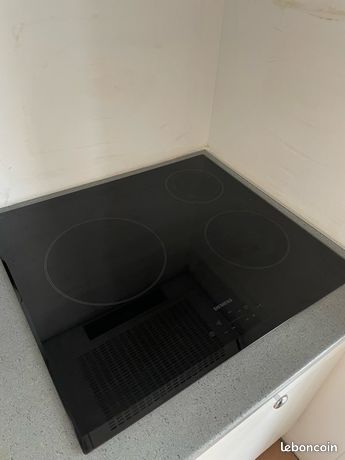 Plaque de cuisson vitrocéramique Siemens