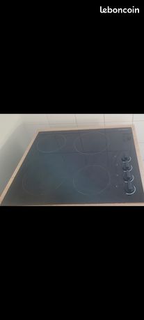 Plaque de cuisson vitrocéramique