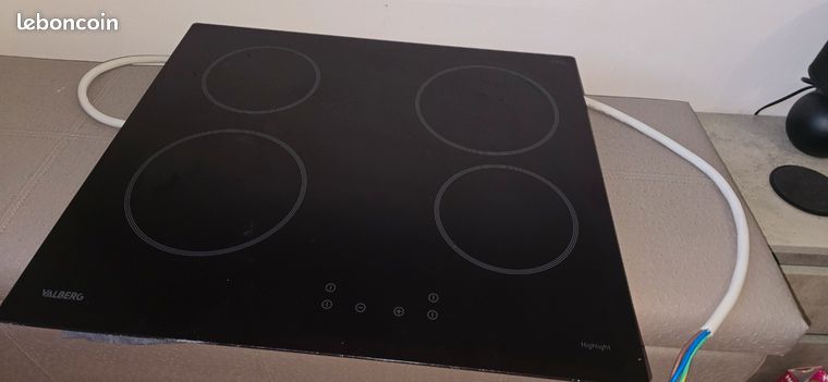 Plaque de cuisson vitrocéramique