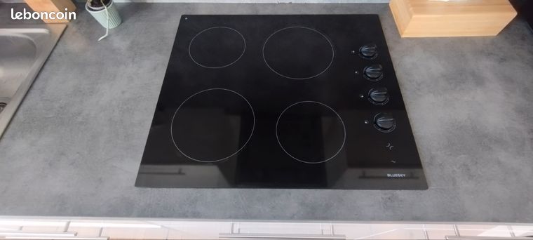 Plaque de cuisson vitrocéramique