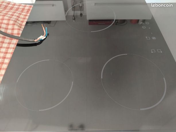 Plaque induction 3 feux