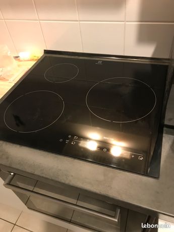 Plaque induction électrolux 3 plaques
