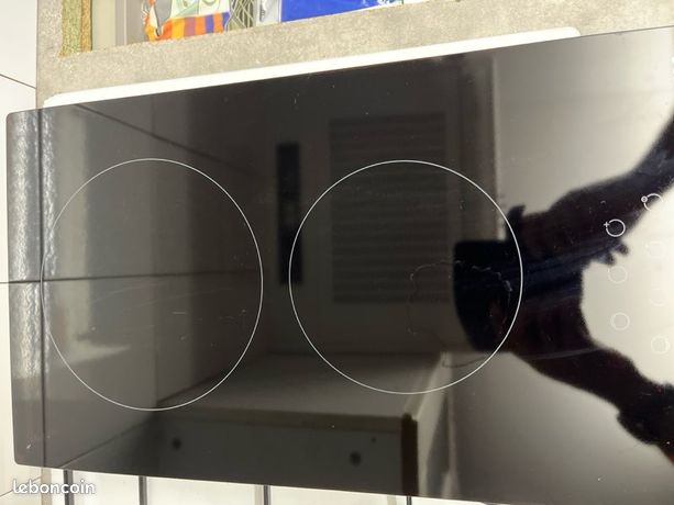 Plaque vitrocéramique 2 foyers Glem GTH320SN qualité