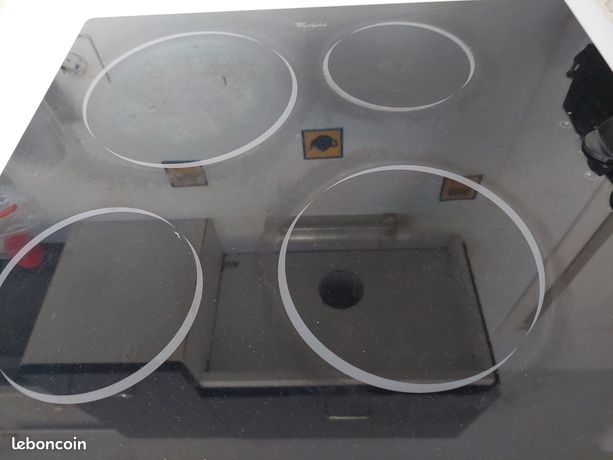 Plaque vitrocéramique Whirlpool