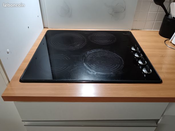 Plaque vitrocéramique