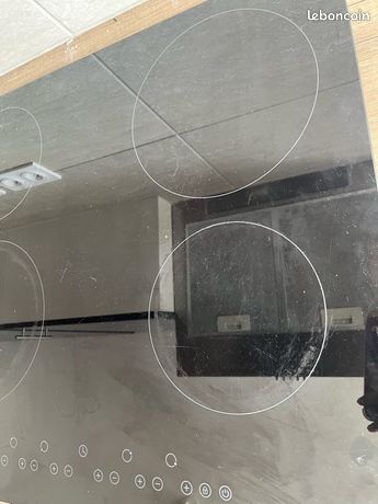 Plaque vitrocéramique