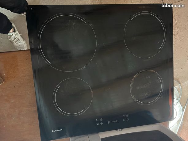 Plaque vitrocéramique