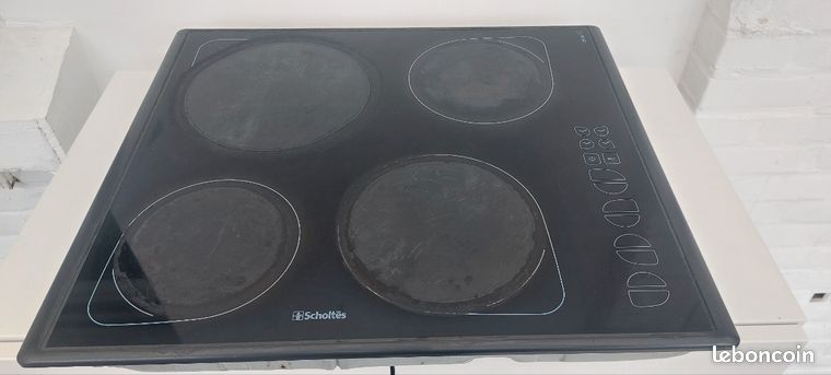 Plaque vitrocéramique