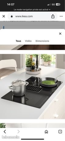 Plaque de cuisson avec hotte