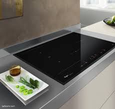 Plaques encastrables à induction 3 foyers