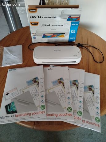 Plastifieuse Fellowes L125 + 4 lots de pochettes Pavo