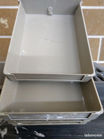 Plateau pour laboratoire de prothèse dentaire