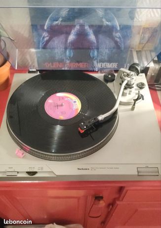 Platine vinyle technics SL-D2