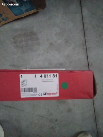 Platines disjoncteur et compteur Drivia Legrand 401181