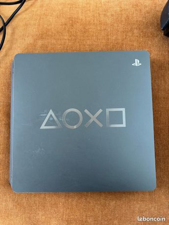 PlayStation 4 - édition spéciale days of play grise