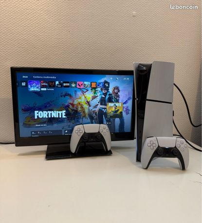 PlayStation 5 avec 2 manettes