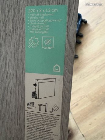 Plinthes MDF décor bois gris Dimensions 220 x 8 x 13 cm