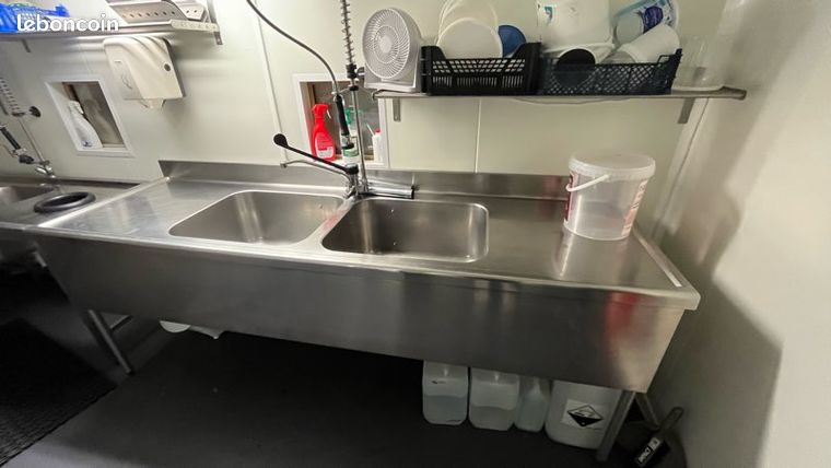 Plonge double bac double égouttoirs 240x70 + douchette