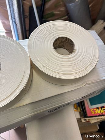 Plusieurs rouleaux de Bande papier placo Wurth
