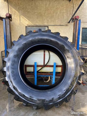 Pneu tracteur