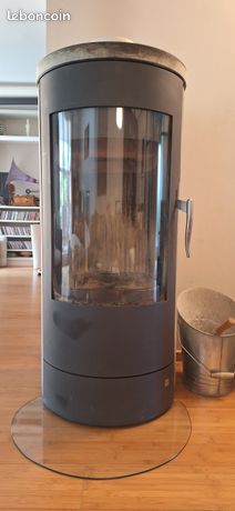 Poêle à bois fonte et pierre ollaire