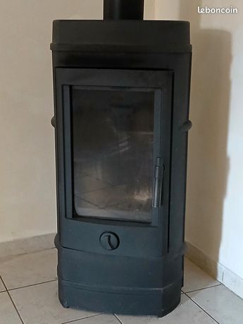 Poêle à bois INVICTA