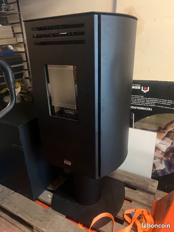 Poele a granulés cola jamais servi